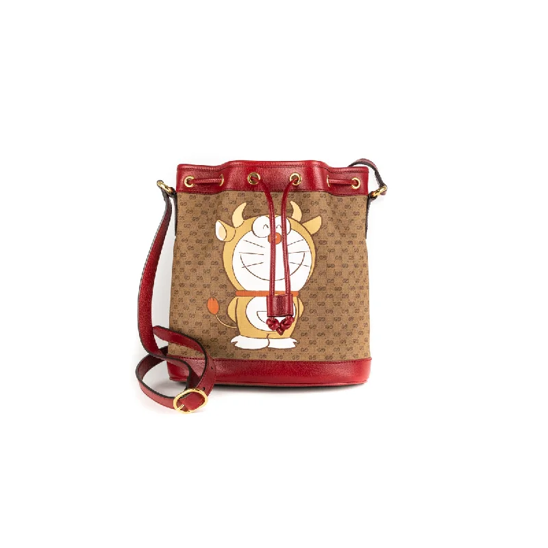 Women Gucci backpacks with a luxurious leather finishGucci x Doraemon Bucket Bag Red