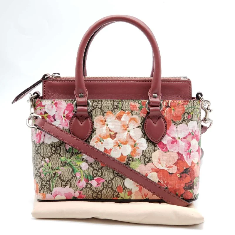 Women Gucci Sylvie bags with a leather - wrapped handleGucci Bloom Pink Shoulder Bag