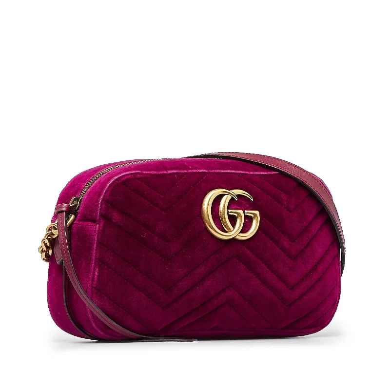 Women Gucci bags with a front - zip pocket for small itemsGucci GG Marmont Matelasse Crossbody Bag (SHG-hXEDHB)