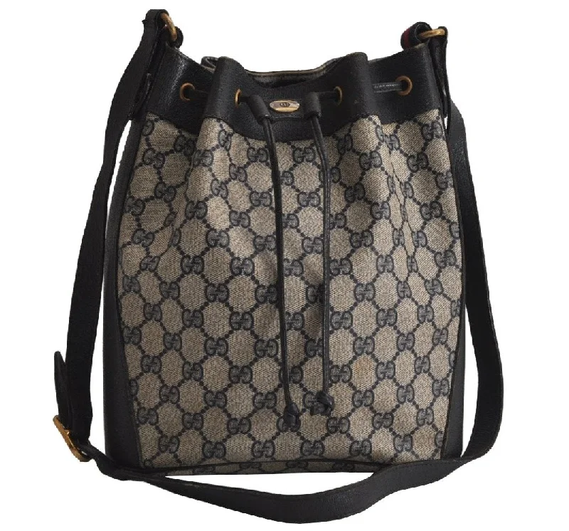 Ladies Gucci Dionysus bags with a star - shaped charmAuthentic GUCCI Sherry Line Shoulder Drawstring Bag GG PVC Leather Navy 8066J