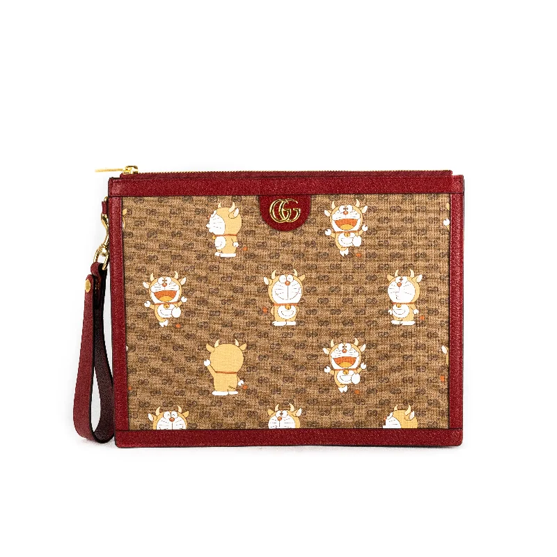 Women Gucci bags with a zippered interior pocketGucci Doraemon Pouch