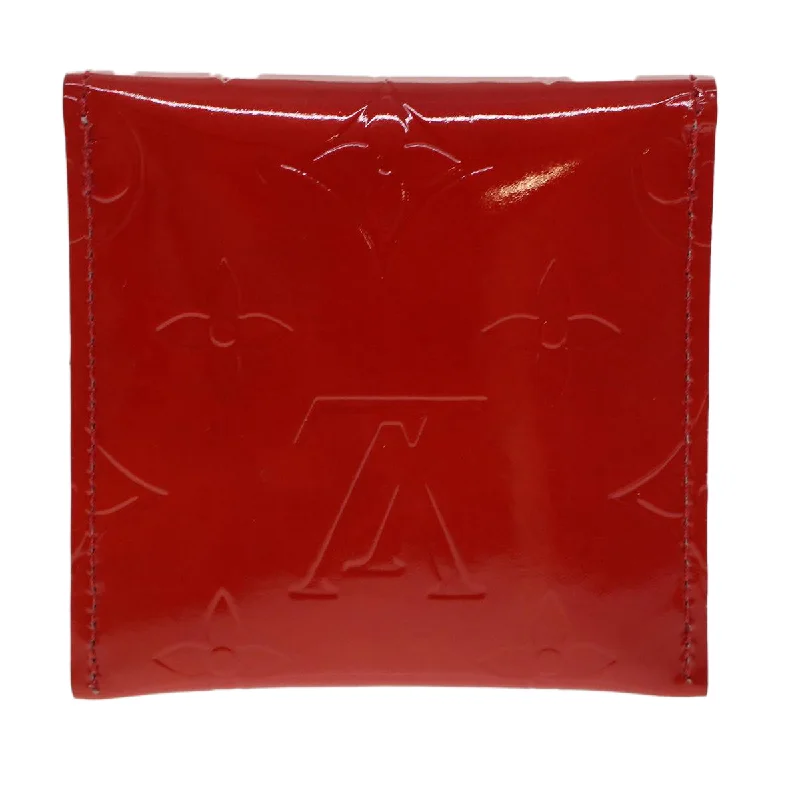 Louis Vuitton bags with a magnetic snap closure for easy accessLouis Vuitton Vernis Korea Cube Coin Purse Rouge M04100 LV Auth 45274