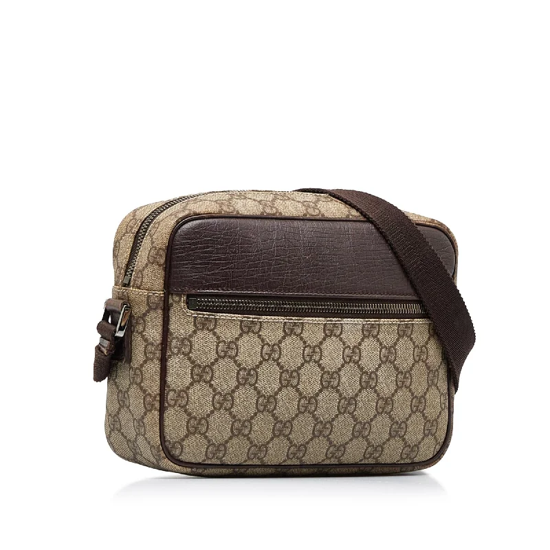 Women Gucci crossbody bags with a woven leather strapGucci GG Supreme Crossbody (SHG-Exuv8B)