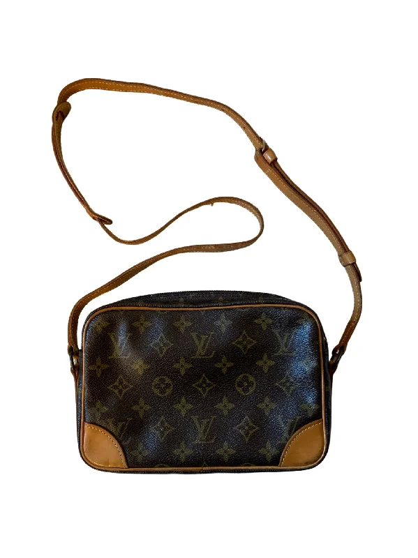 Louis Vuitton handbags with a metal - framed clasp for durabilityLouis Vuitton Trocadero 24 Monogram