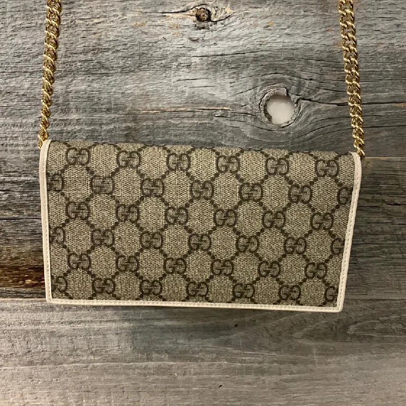 Gucci tote bags for women with a water - resistant coatingGucci 1955 Horsebit Wallet with Chain