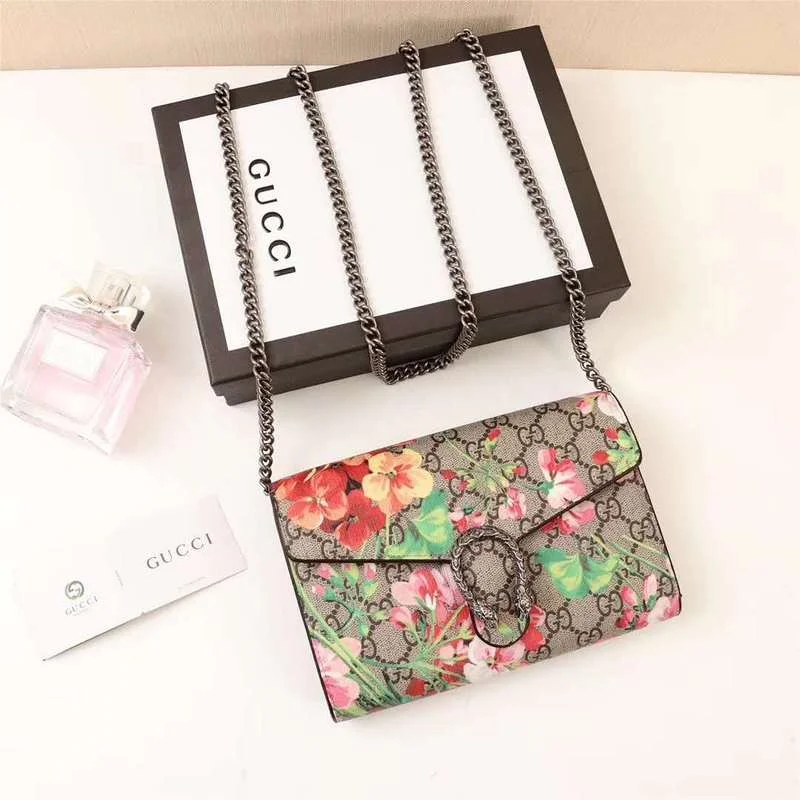 Small - sized Women Gucci shoulder bags for evening outingsGucci Bags