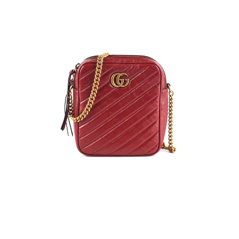 Ladies Gucci shoulder bags with a single - handle designGucci Marmont Camera Red