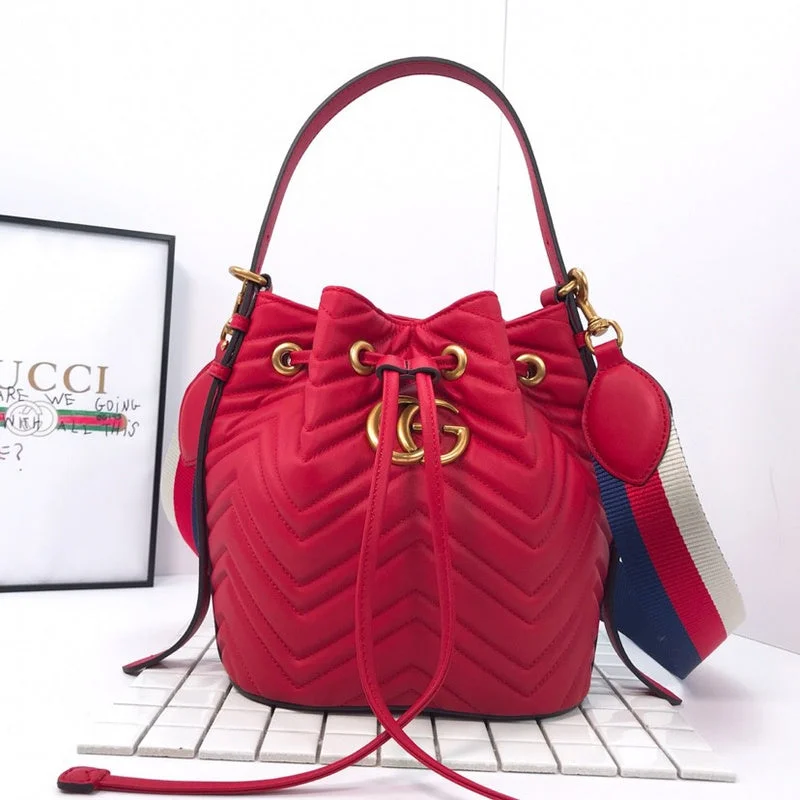 Ladies Gucci shoulder bags with a magnetic - closure flapBC - GUCCI BAG - 2581