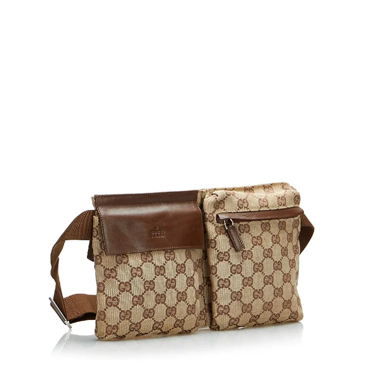 Women Gucci bags with a front - flap pocket for quick - access itemsGucci GG Canvas Belt Bag (XxNsxX)