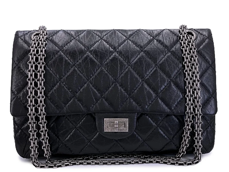 Chanel Chain Strap Handbag for Everyday UseChanel Reissue 226 Black Medium Classic Double Flap Bag 2.55 RHW 1IJ