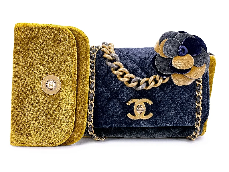 Chanel Designer Handbag with Unique DesignChanel 2018 Paris-Cosmopolite Métiers d'Art Velvet Mini Flap Bag