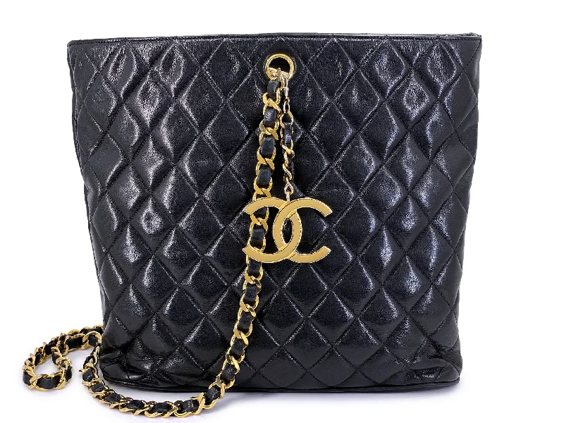 Chanel Luxury Handbag for High - End EventsChanel 1989 Vintage Quilted Black Bucket Tote Bag CC Charm 8RG