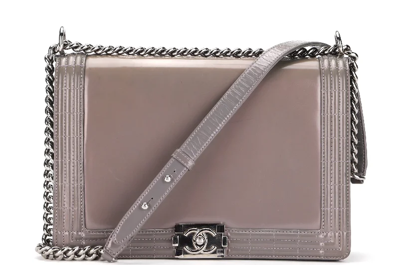 Chanel Lightweight Handbag for Daily ErrandsCHANEL BOY (1643xxxx) LARGE GREY PATENT LEATHER SILVER HARDWARE, WITH CARD & DUST COVER