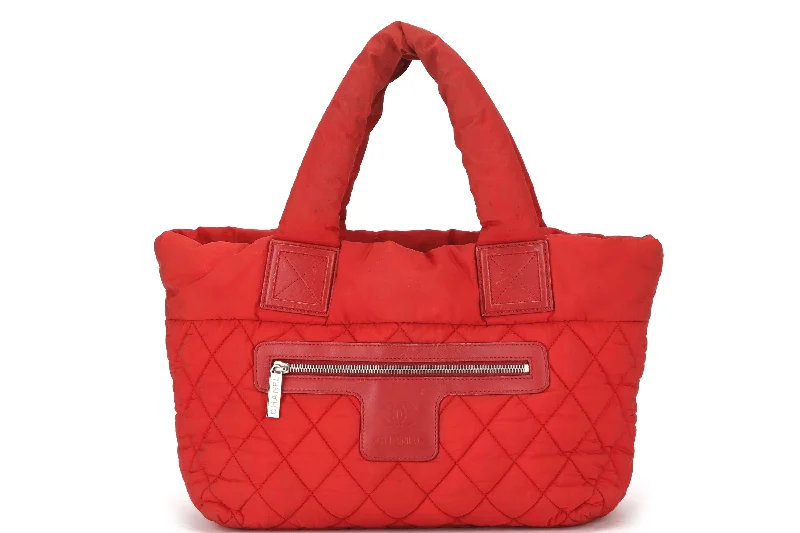 Chanel Limited Edition Handbag for CollectorsCHANEL COCO COCOON REVERSIBLE BAG (1359xxxx) RED & OLIVER GREEN COLOR NYLON, WITH CARD, NO DUST COVER