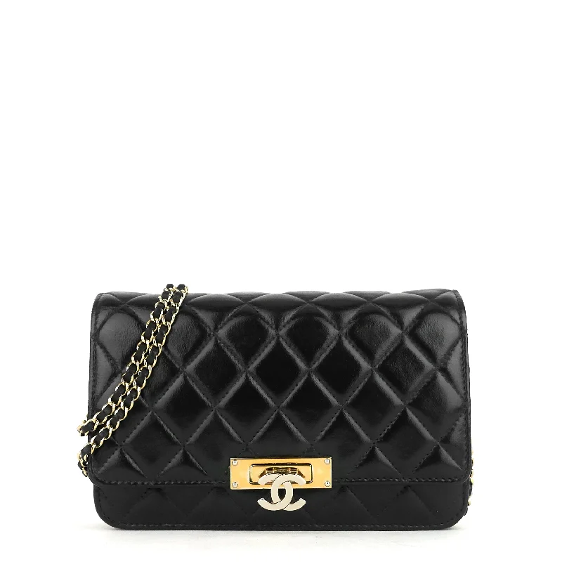 Chanel Medium Tote Bag for Office LadiesGolden Class Double CC Lambskin Wallet on Chain Bag