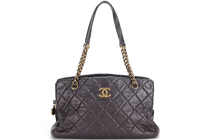 Chanel Colorful Handbag for Spring OutfitsCHANEL QUILTED MATELASSE LAMBSKIN CC LOGO SHOULDER BAG (1739xxxx) GOLD HARDWARE, NO CARD & DUST COVER