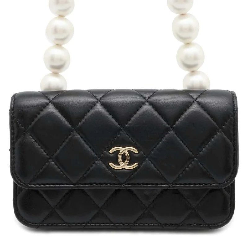 Chanel Handbag with Adjustable Strap for ComfortCHANEL matelasse pearl chain wallet Black AP1839 Lambskin