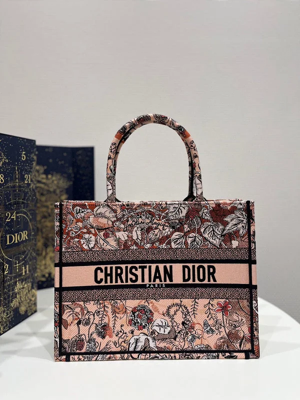 Christian Dior crossbody bags with a front - flap pocket for easy accessBC - Dior Bags - 1041