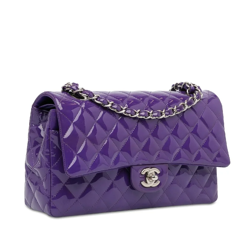 Chanel Quilted Leather Shoulder Bag for FashionistasChanel Medium Classic Patent Double Flap (pGzzwl)