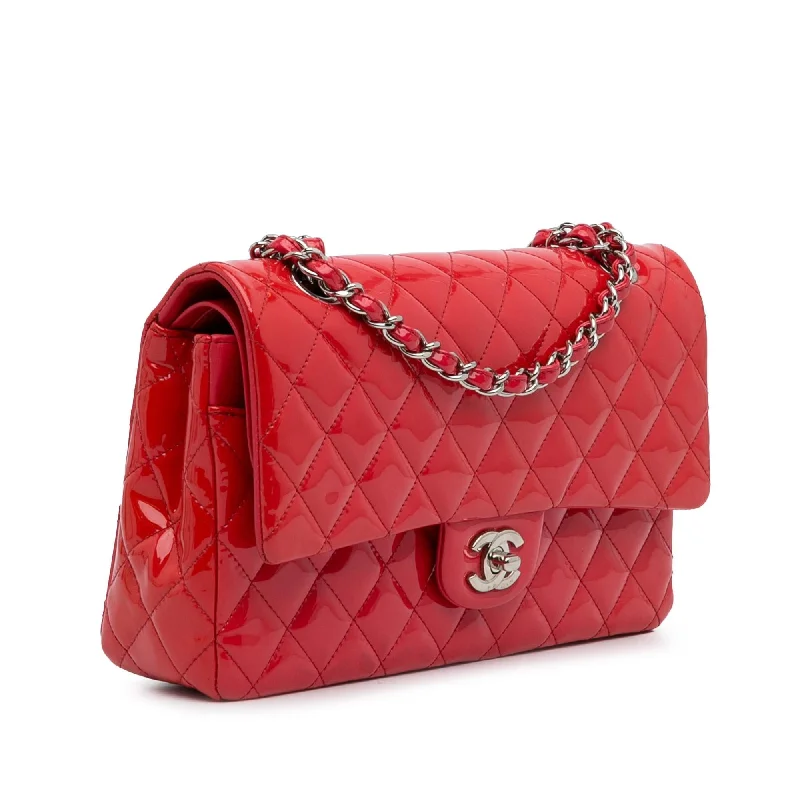 Chanel Chain Strap Handbag for Everyday UseChanel Medium Classic Patent Double Flap (VkMy2C)