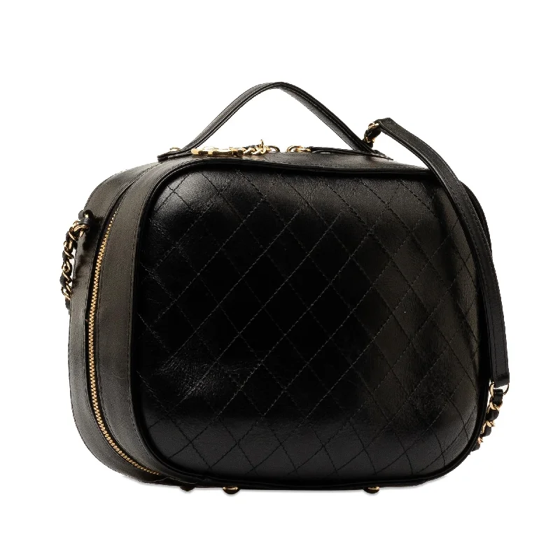 Chanel Limited Edition Handbag for CollectorsChanel Medium Crumpled Calfskin Vanity Case (tJJn02)