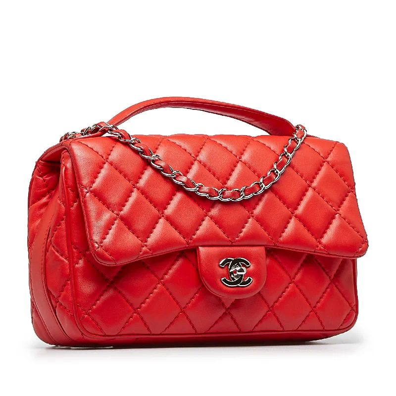 Chanel Quilted Leather Shoulder Bag for FashionistasChanel Medium Easy Carry Flap Satchel (cTDNie)