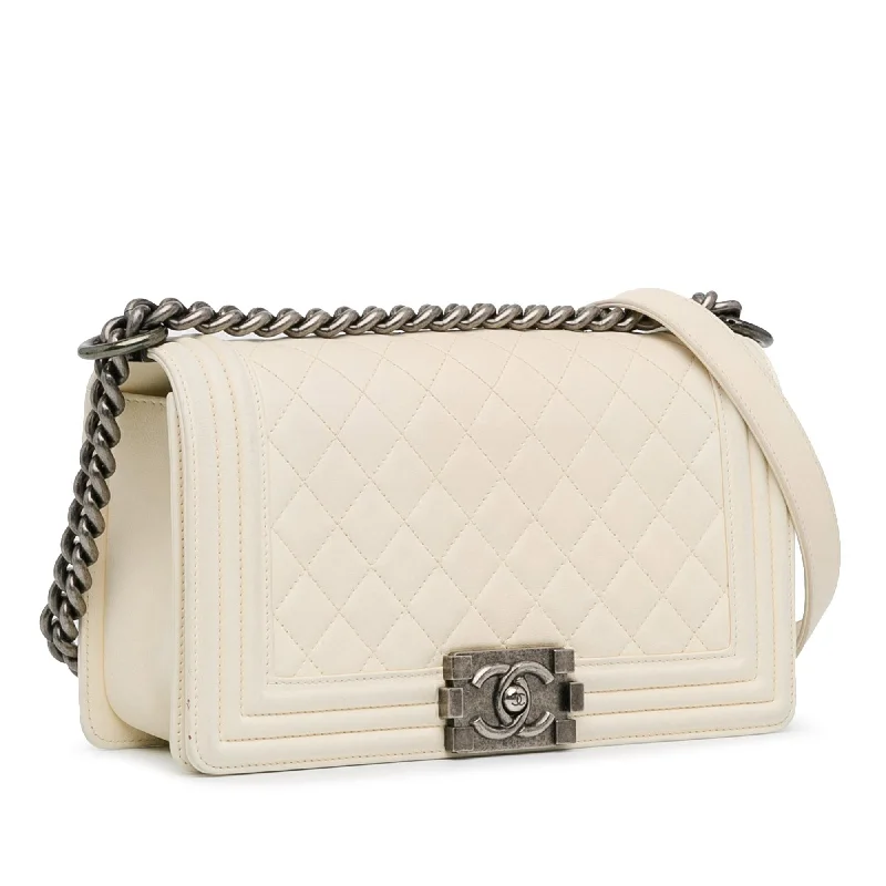 Chanel Handbag with Adjustable Strap for ComfortChanel Medium Lambskin Boy Flap (RSLYkH)