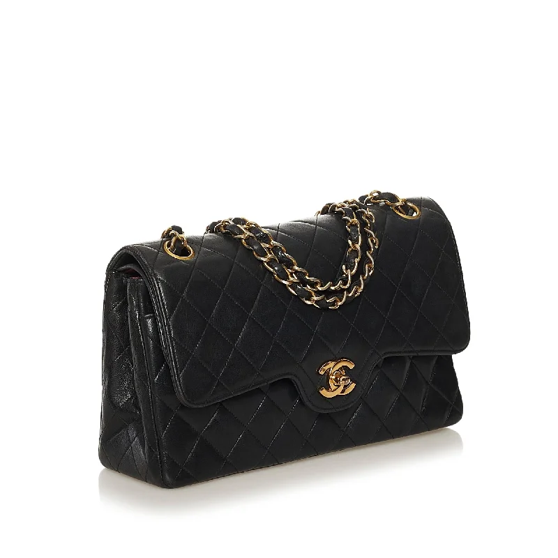 Chanel Chain Strap Handbag for Everyday UseChanel Medium Lambskin Double Flap (zQFU29)