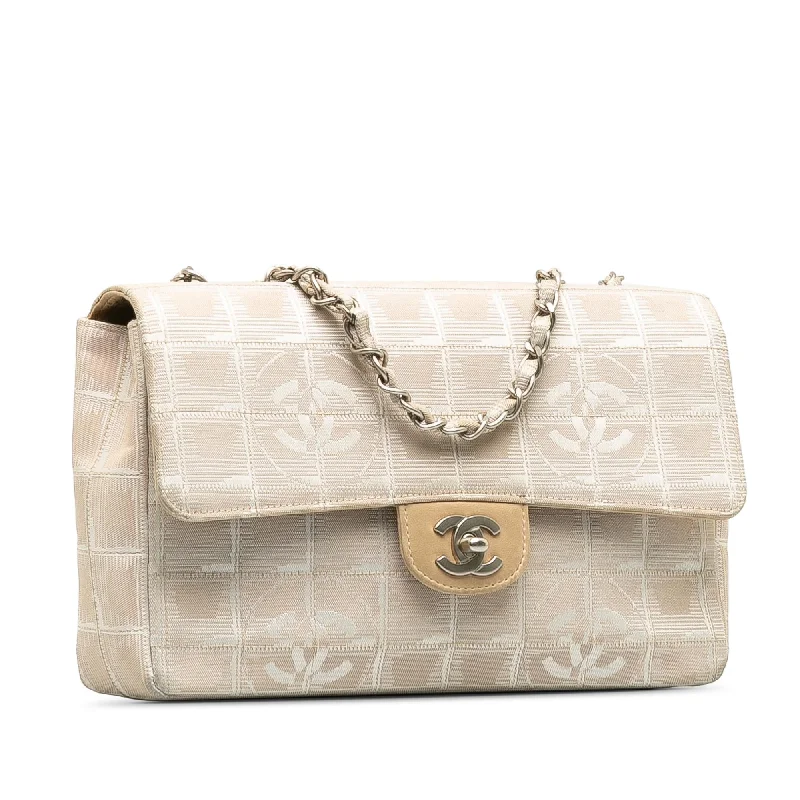 Chanel All - Match Handbag for Versatile StylingChanel Medium New Travel Line Classic Flap Single (hou8eK)