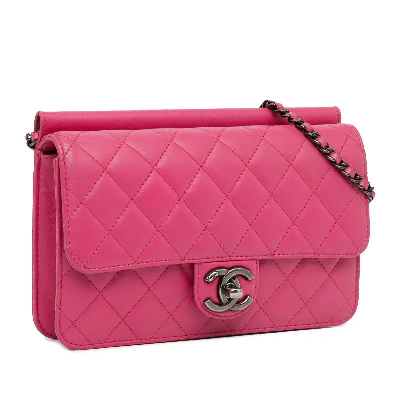 Chanel Vintage Inspired Handbag for Retro LoversChanel Medium Quilted Lambskin Crossing Times Flap (o371sl)