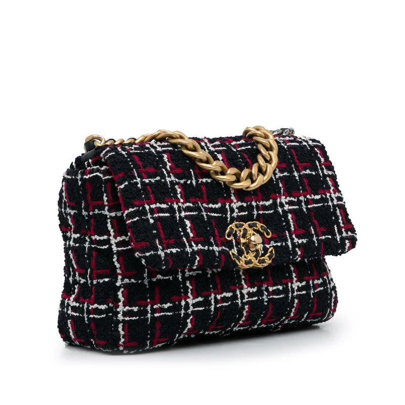 Chanel Vintage Inspired Handbag for Retro LoversChanel Medium Tweed 19 Flap Bag (cPJBQB)