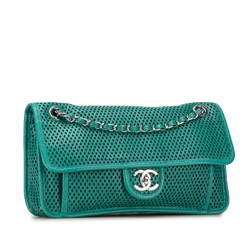 Chanel Classic Flap Bag for Evening PartyChanel Medium Up In The Air Flap (HIBeFk)