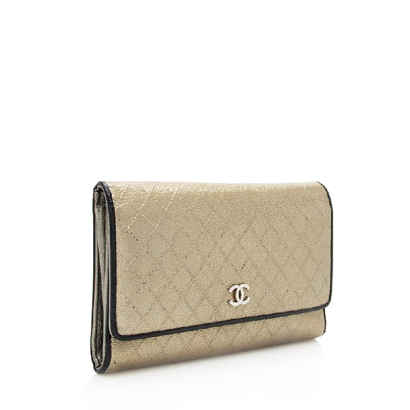 Chanel Handbag with Adjustable Strap for ComfortChanel Metallic Calfskin Flap Wallet (19801)