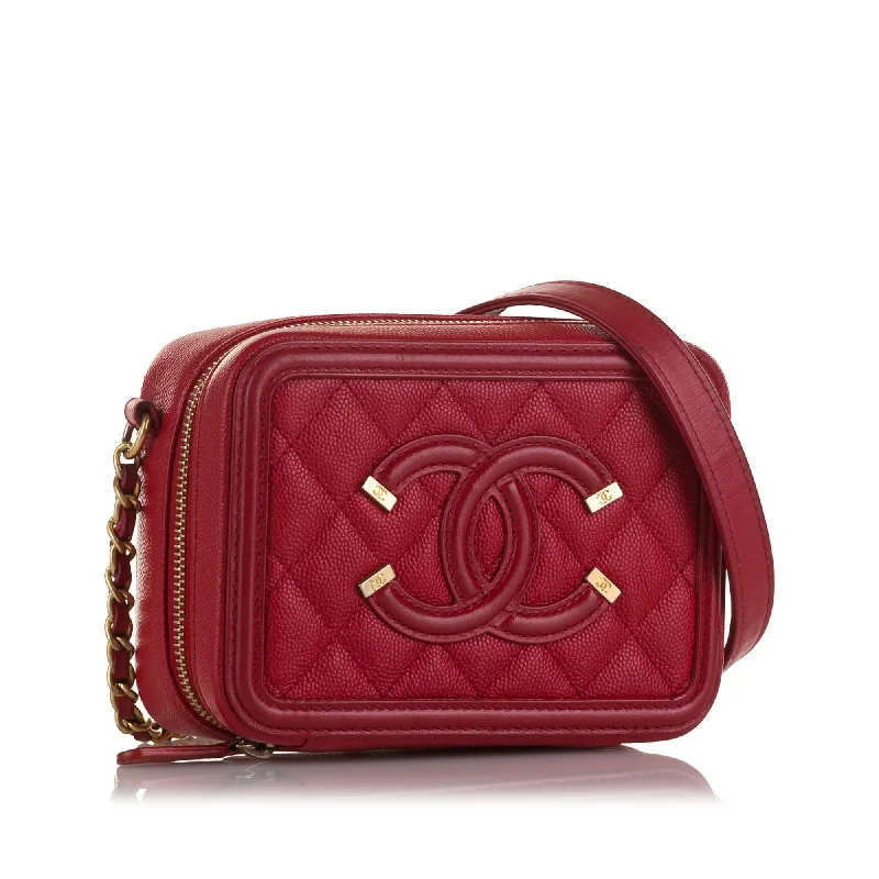 Chanel Limited Edition Handbag for CollectorsChanel Mini CC Filigree Caviar Vanity Case (qVsozO)