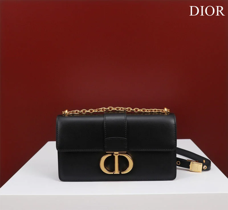 Luxury Christian Dior crossbody bags with a chain - link strapChristian Dior  Bags - 3227