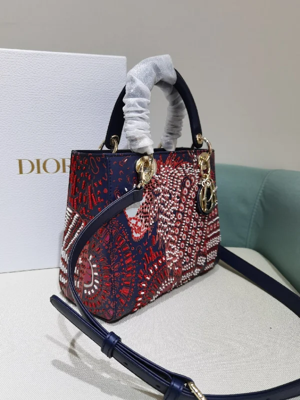 Fashion - forward Christian Dior tote bags for the modern womanChristian Dior Medium Lady D Lite Bag