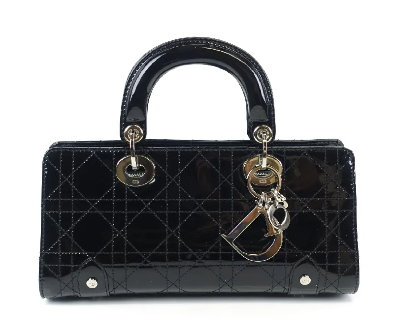 Stylish Christian Dior shoulder bags with a tassel - adorned zipperEast West Cannage Patent Leather Bag