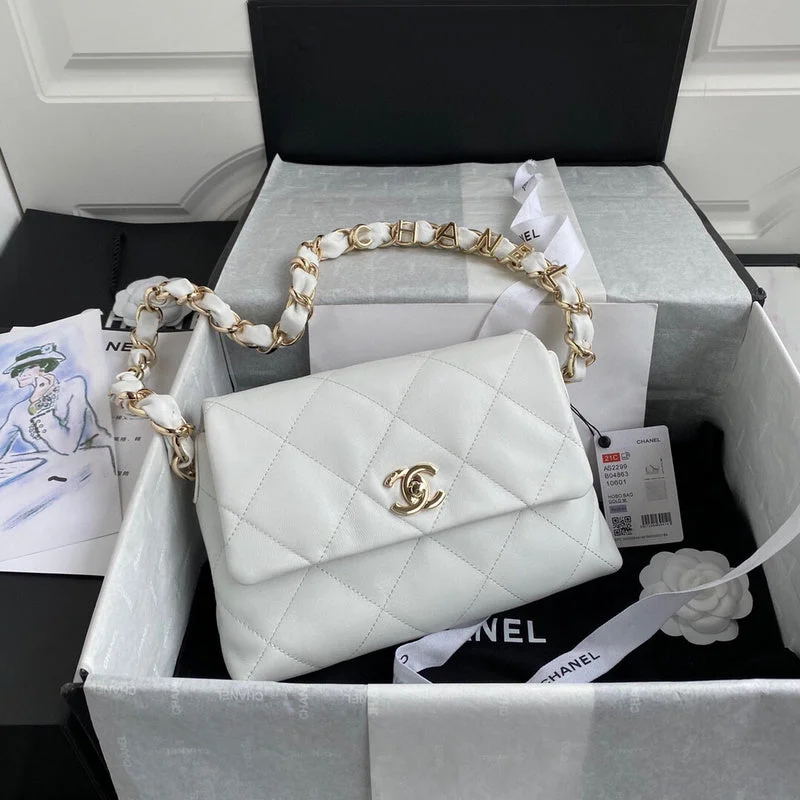 Chanel Handbag with Adjustable Strap for ComfortWF - Chanel Bags - 2564