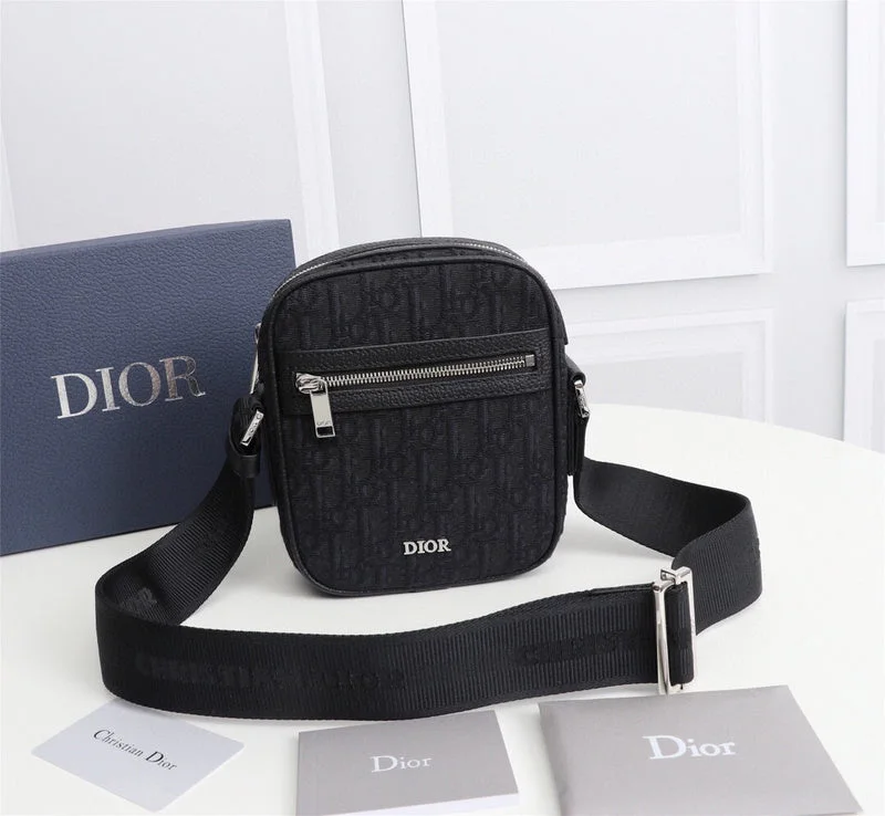 Christian Dior bags with a quilted pattern and gold - toned hardwareDior Bag