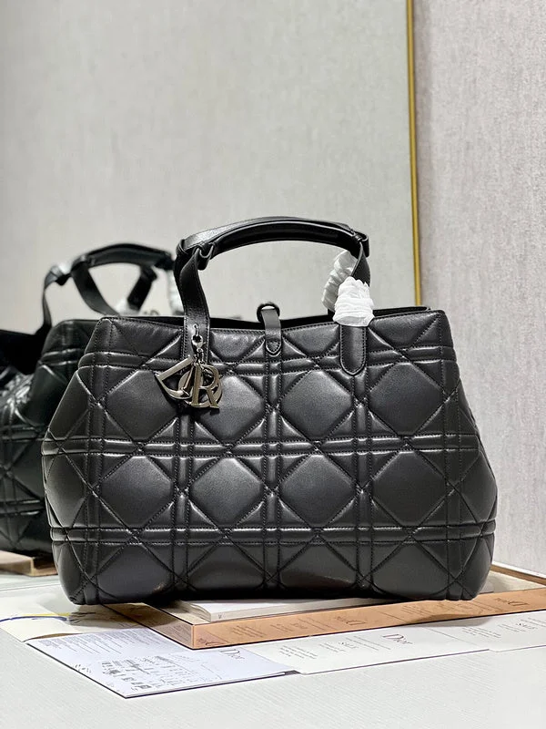 High - fashion Christian Dior bags with a geometric patternDior Bag