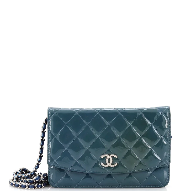 Christian Dior handbags with a detachable mirror for on - the - go touch - upsBrilliant Wallet on Chain Quilted Patent