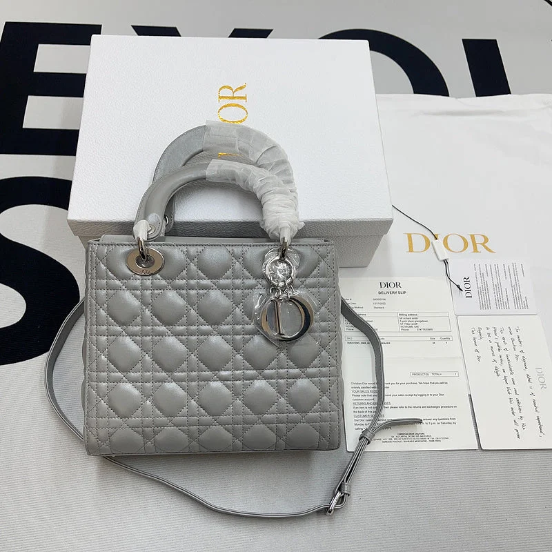 Christian Dior handbags with a detachable mirror for on - the - go touch - upsWF - Dior Bags - 265